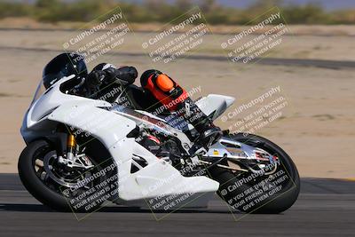 media/Oct-08-2022-SoCal Trackdays (Sat) [[1fc3beec89]]/Turn 16 (125pm)/